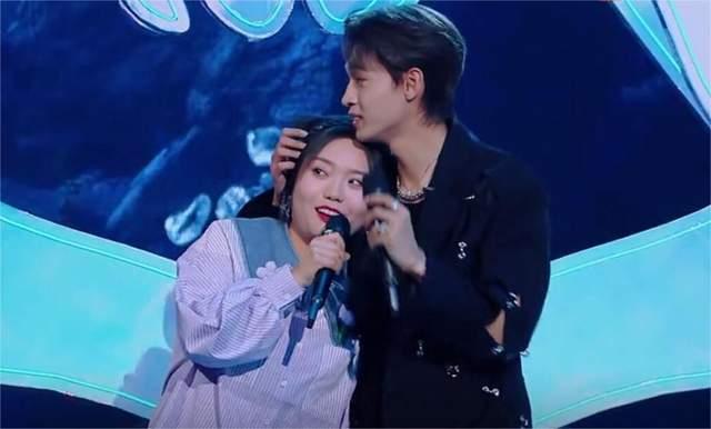 刘大锤今日爆料一览最新,今日热点事件一览无遗 第2张 刘大锤今日爆料一览最新,今日热点事件一览无遗 第2张